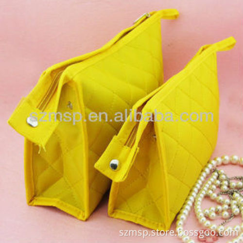 2013 Fashion portable oxford cosmetic bag/pouch/beauty bag